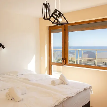 Spacious 3bd Flat With Large Terrace&sea View By Flat Mаnager *