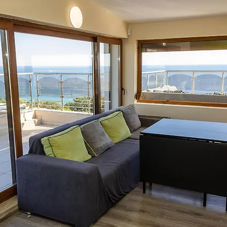 Apartment Spacious 3bd Flat With Large Terrace & Sea View By Flat Mаnager