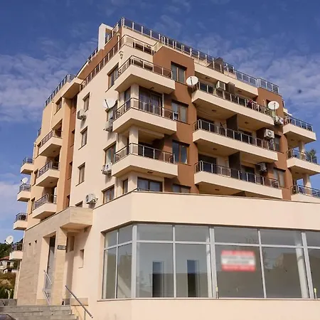 Spacious 3bd Flat With Large Terrace&sea View By Flat Mаnager * Варна