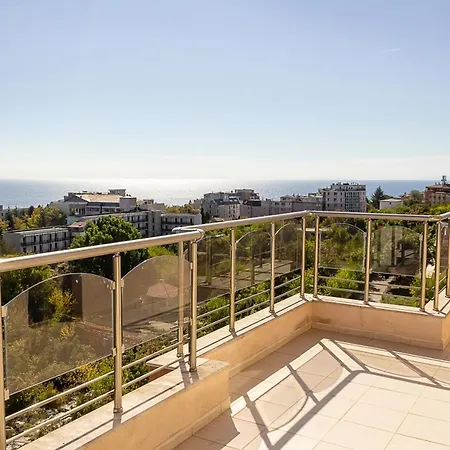 Апартаменты Spacious 3bd Flat With Large Terrace&sea View By Flat Mаnager Варна