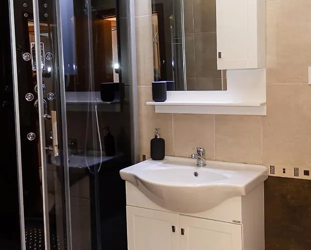 Apartment Spacious 3bd Flat With Large Terrace & Sea View By Flat Mаnager Warna